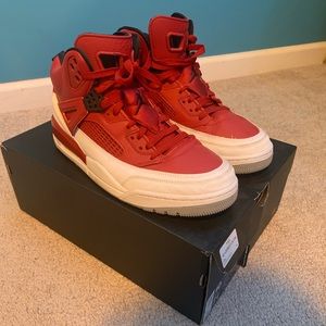 Red Jordan spizike sz 10